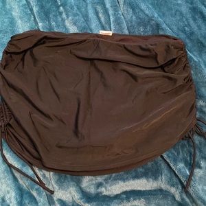 Black swim skirt bottoms with ties on side. Size 18